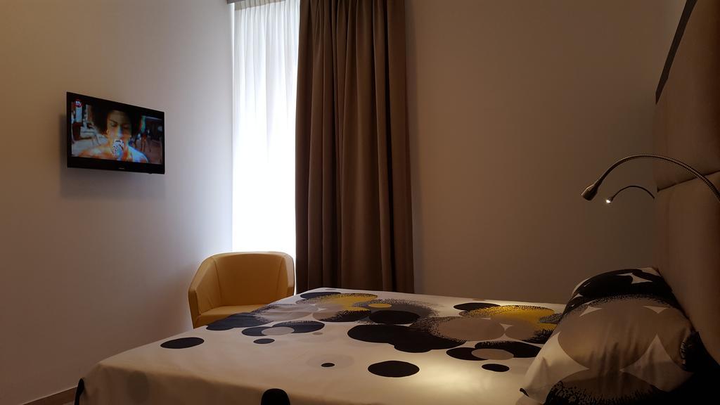 Una Finestra Su Monti Rome Buitenkant foto