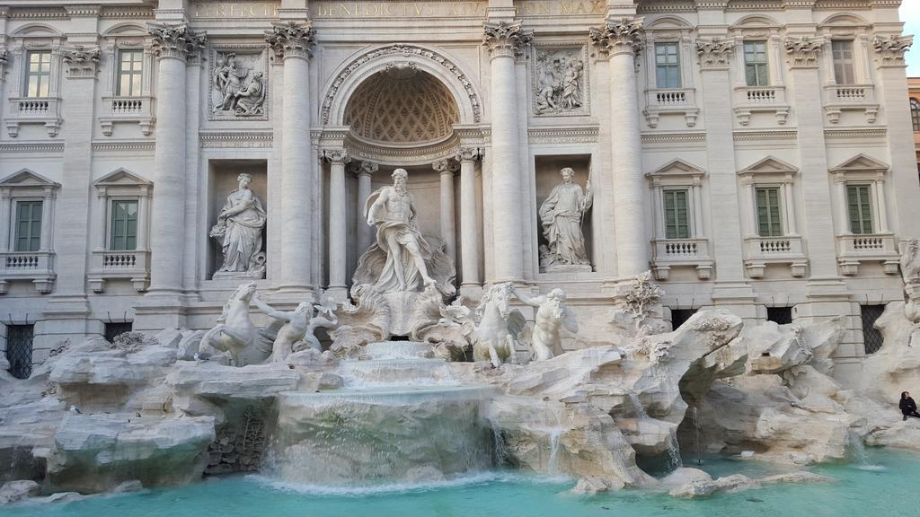 Una Finestra Su Monti Rome Buitenkant foto